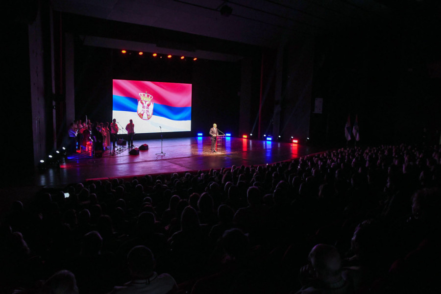 Vučević na svečanoj akademiji "Vojvodina je Srbija" u Novom Sadu: Nećemo dati ni obraz ni veru (FOTO, VIDEO)