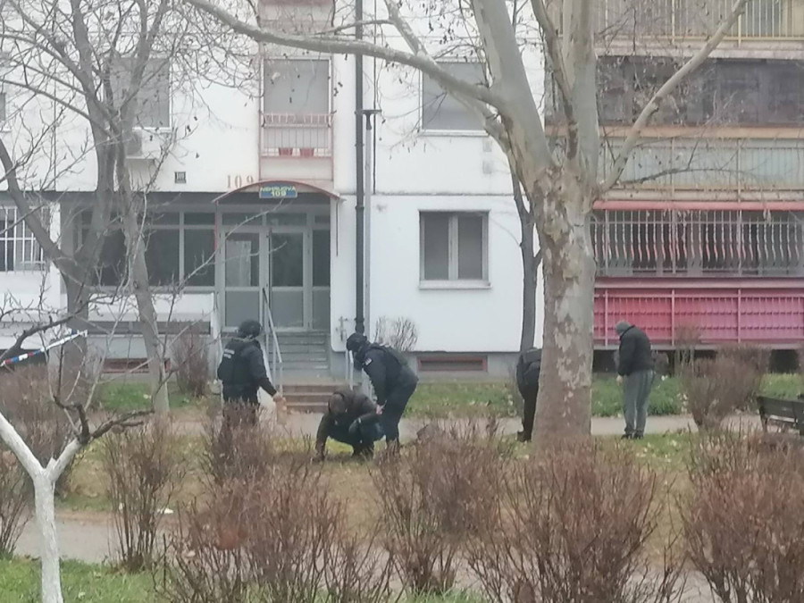 24sedam na mestu jezive tragedije: Čovek legao na bombu i razneo se! Komšije u šoku - sve je letelo (FOTO/VIDEO)