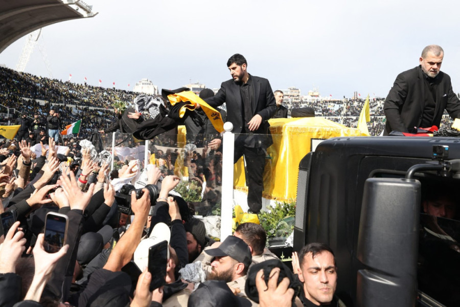 Pun stadion ljudi došao da se oprosti od Nasralaha: Na sahrani lideri iz skoro 80 zemalja (FOTO)