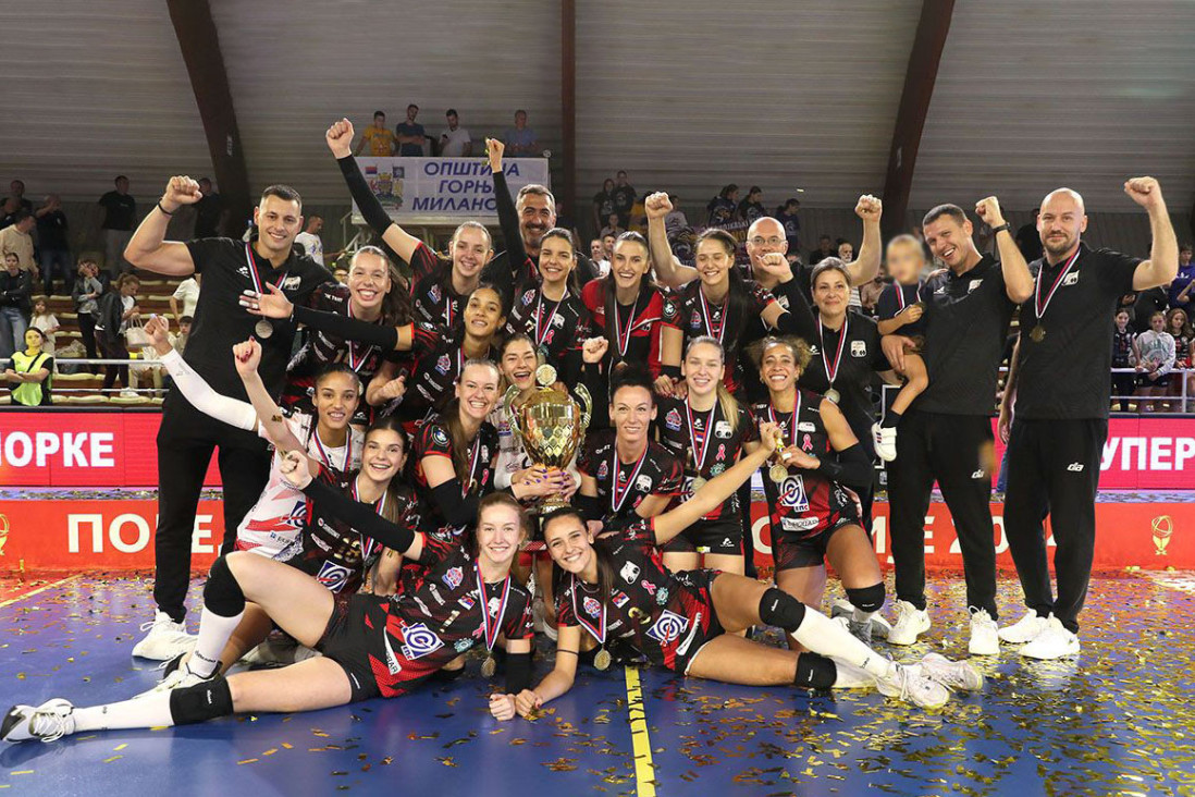 Odbojkašice TENT-a u istoriju! Prvi trofej stiže u Obrenovac i drugi u Kragujevac!