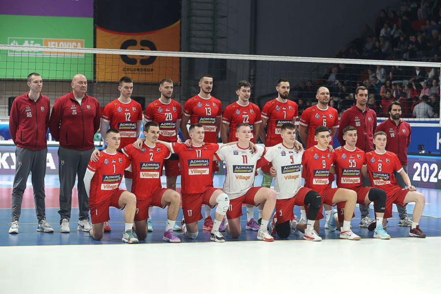 Odbojkašice TENT-a u istoriju! Prvi trofej stiže u Obrenovac i drugi u Kragujevac!