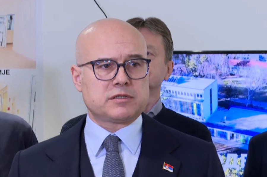 "Grad mora da nastavi da živi, ne zaboravljajući nesreću": Vučević čestitao Novosađanima izbor novog gradonačelnika