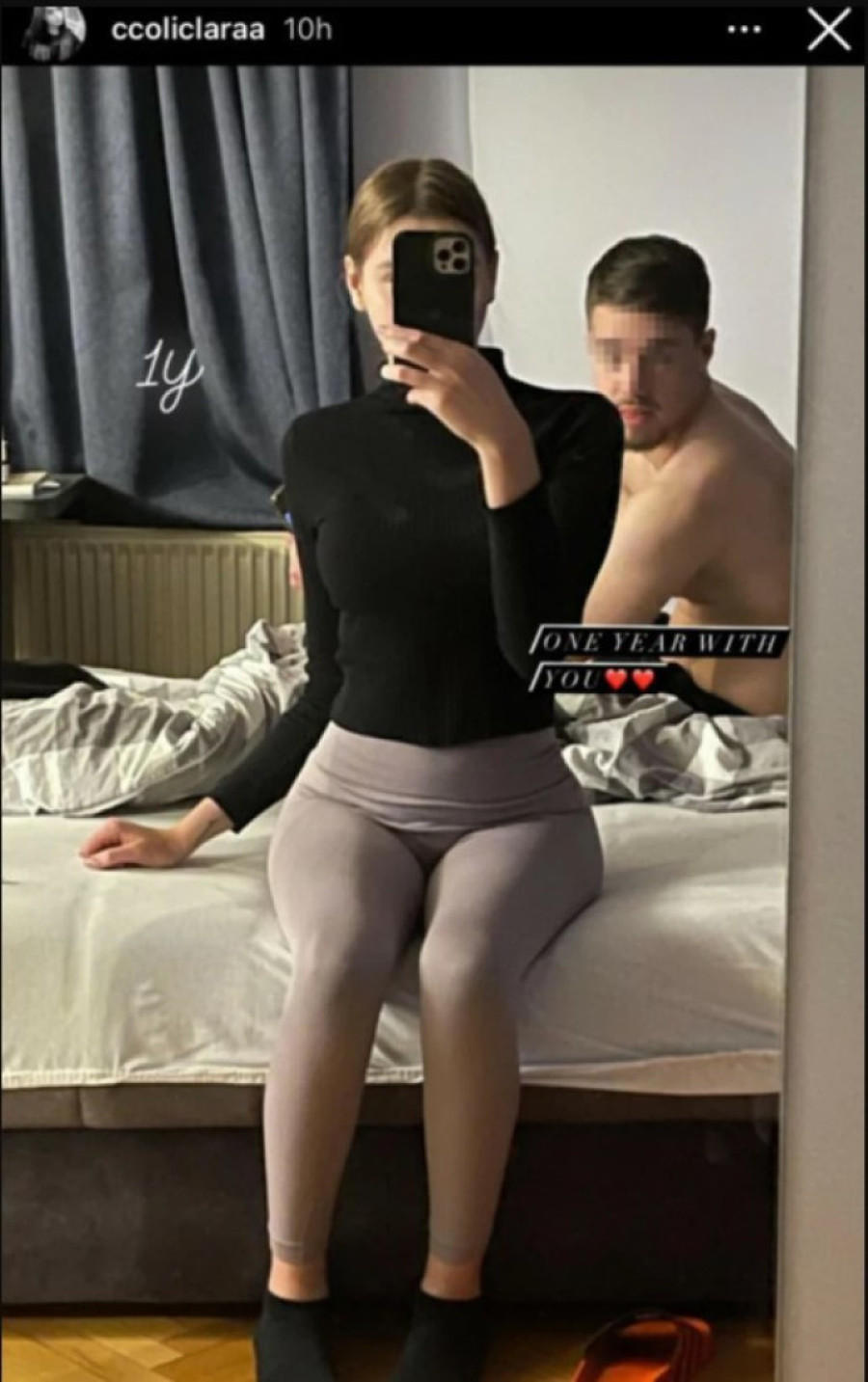 Ćerka Zdravka Čolića proslavila godišnjicu ljubavi sa dečkom: Uslikali se u krevetu, on bez majice (FOTO)