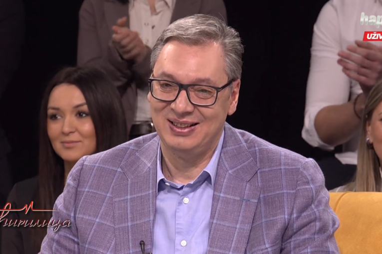 Vučić o Piculi: Studenti me oduševili jer su odbili sastanak sa njim, Predsedništvo može da gleda samo na razglednici