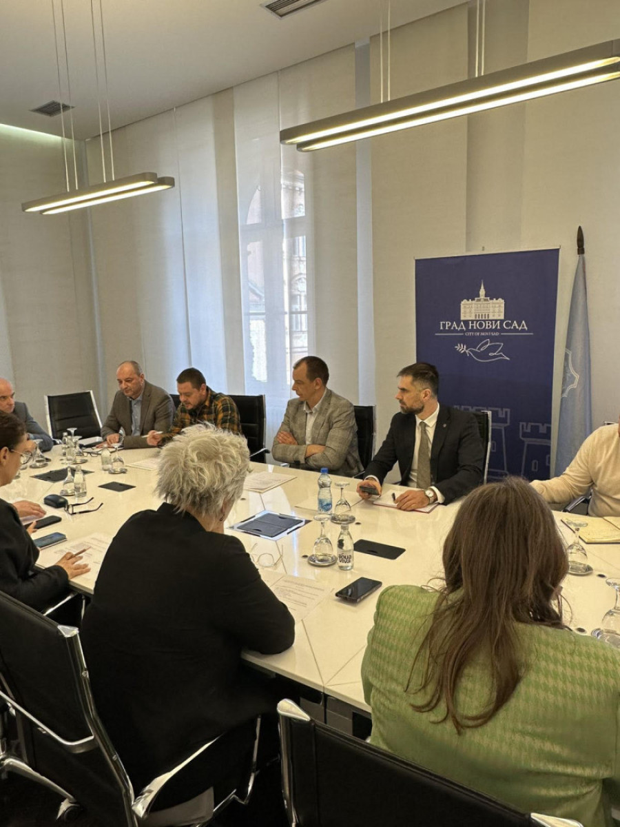 Mićin potvrdio mandate novom Gradskom veću (FOTO)