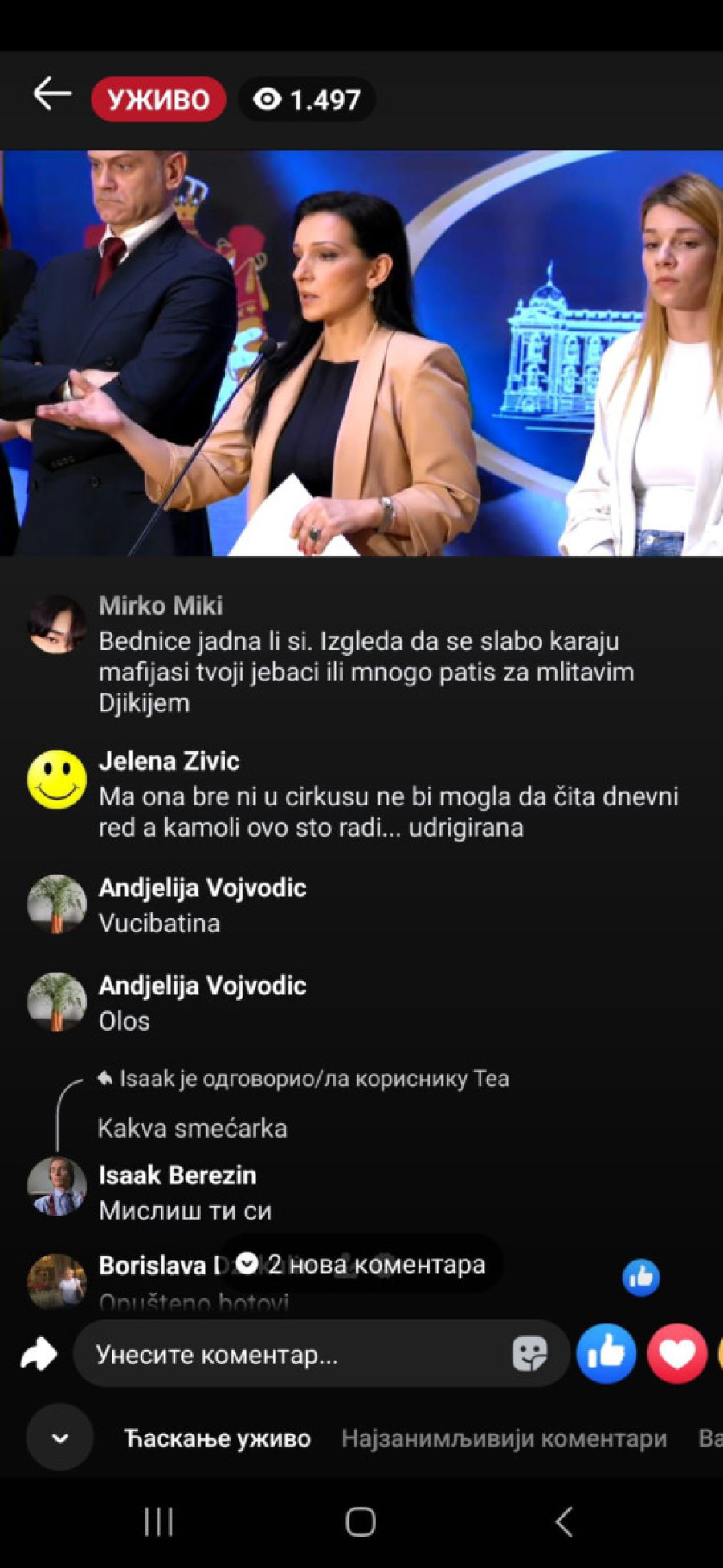 Građani Srbije vređali Mariniku Tepić u njenom lajvu (FOTO)