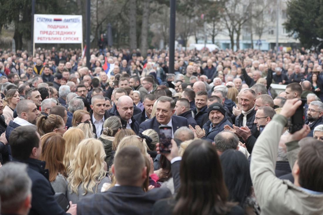 Sramna presuda: Dodiku godinu dana zatvora i šest godina zabrane političkog delovanja! (FOTO/VIDEO)