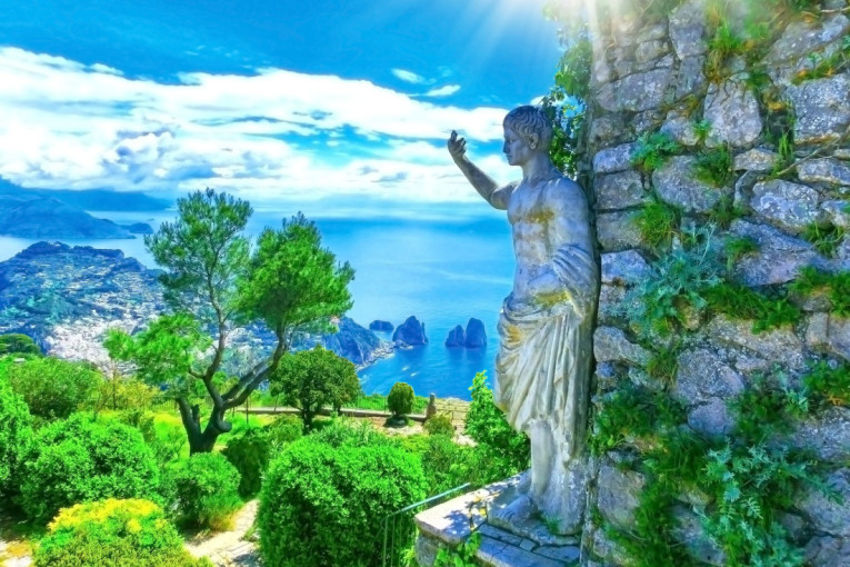 Popularno letovalište uvodi drastične mere protiv turista: Ovo više neće moći!