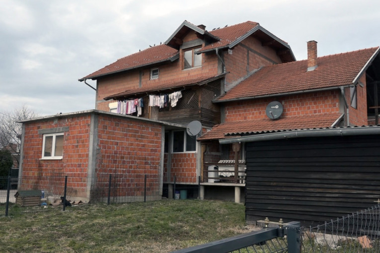 Jezivi detalji horora u Brčkom: "Devojčice od 10 godina brinule o bebama kao da su majke, roditelji davali decu u zakup"