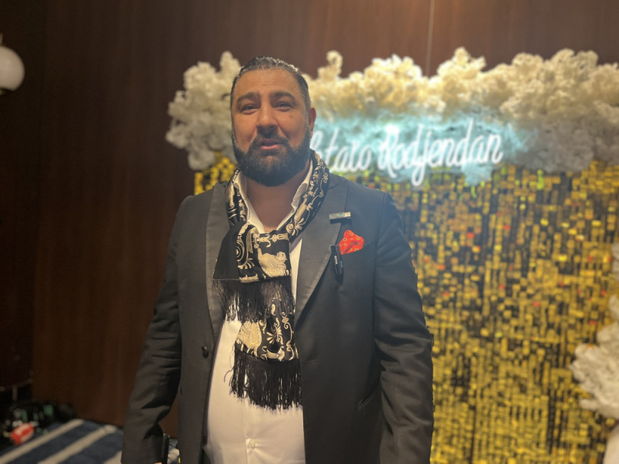 Šok! Pevač ne zna da čita i piše srpski, a govori tri strana jezika: U emisiji nije znao ovu reč da pročita!