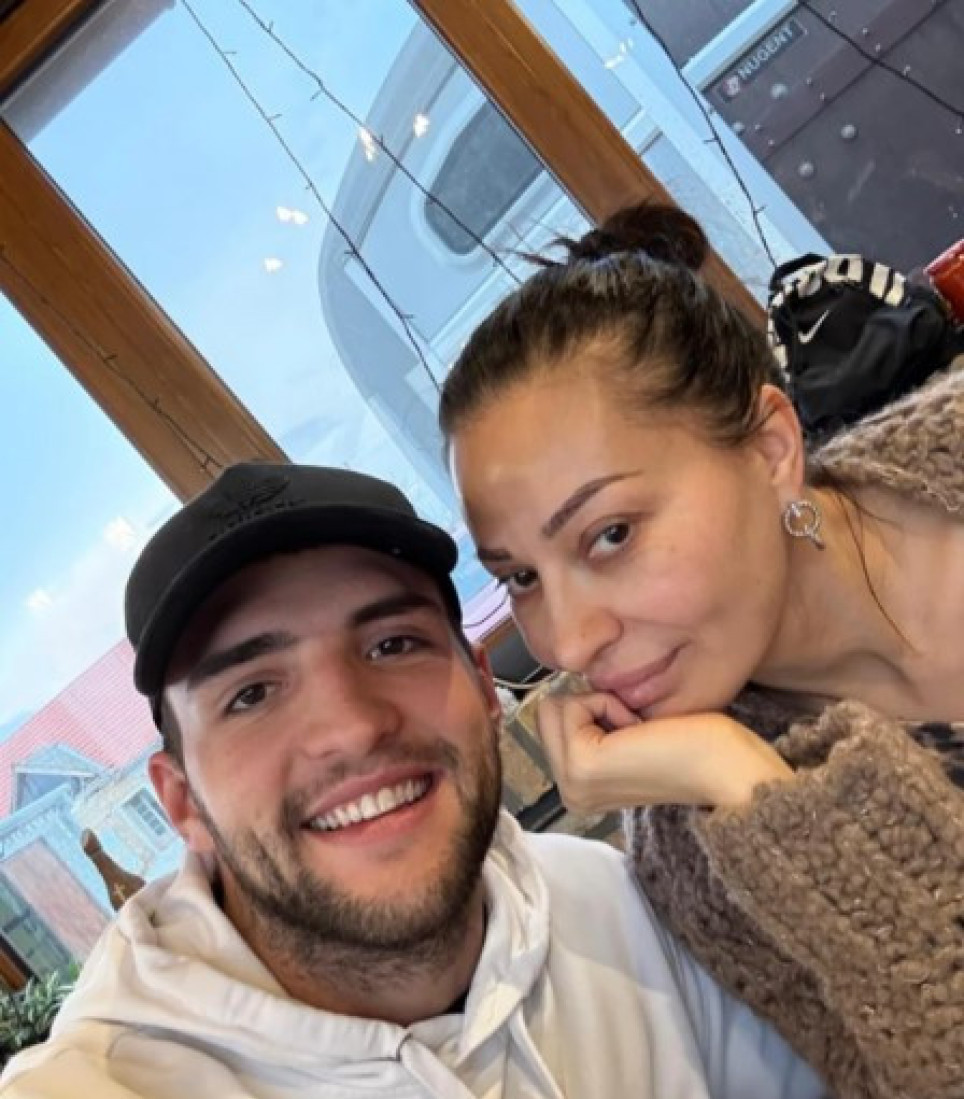 Adaktar ne krije da je obrvama nekih pevačica i šokiran: Pod hitno tu nešto mora da se sredi!