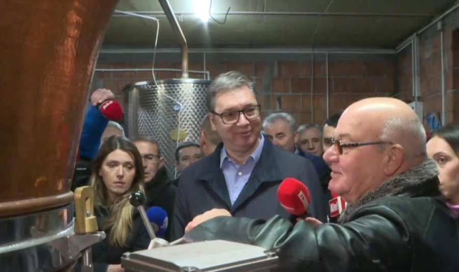 Predsednik Vučić: Kada smo ujedinjeni, nema te sile koja može da uništi naš narod! (FOTO/VIDEO)