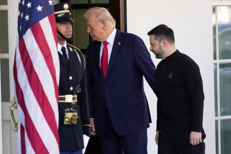 Tramp ozbiljno prekorio Zelenskog: "Kockaš se sa trećim svetskim ratom, trebalo bi da budeš zahvalan"