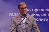 Vučić: Ako ne obezbedimo stranog investitora, gradićemo fabriku namenske u Zeječaru