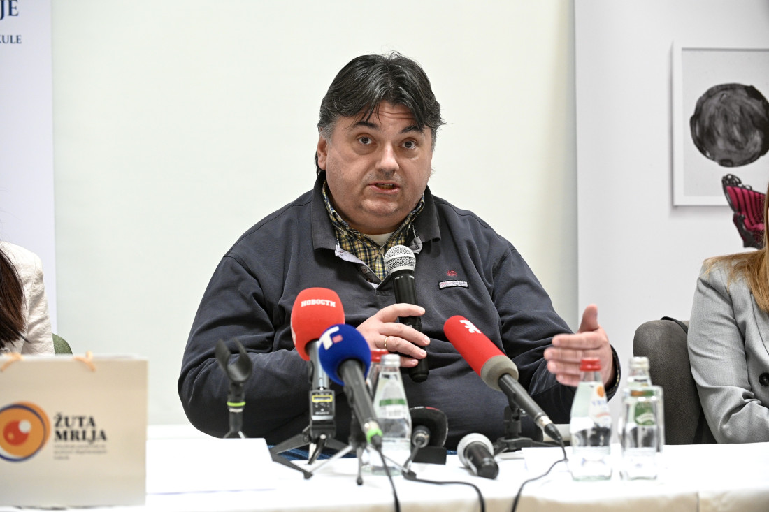 Šokantno upozorenje lekara: Mladima već sa 30 drastično slabi vid! Na jednu bolest niko ne obraća pažnju, a evo šta im uništava oči!