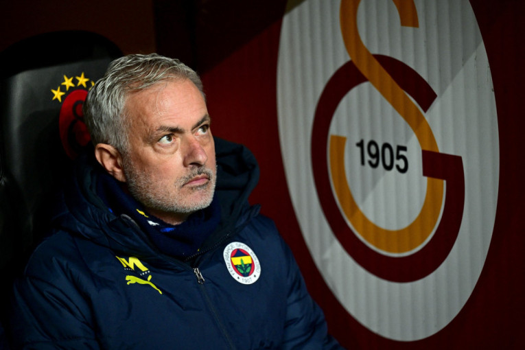 IMT doveo još jednog stranca: Stigao je reprezentativac, lider na sredini terena (FOTO)