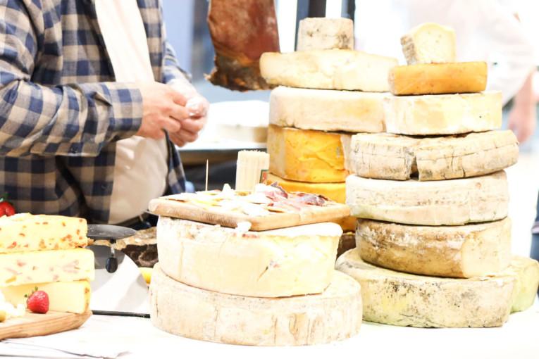 Svaki peti građanin Srbije gojazan: Alarm koji niko ne sluša!