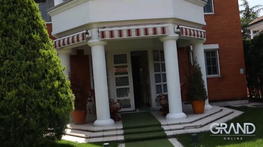 Ovu imovinu je stekao Saša Popović tokom života: Vozni park, vila na Bežanijskoj kosi, jahta, a ovoliko je zaradio (FOTO)