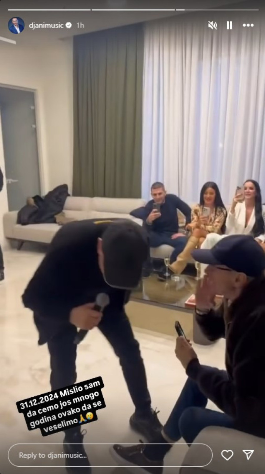 Poslednji snimak Saše Popovića: Veselio se i slavio život, dok mu je Đani pevao na uvce