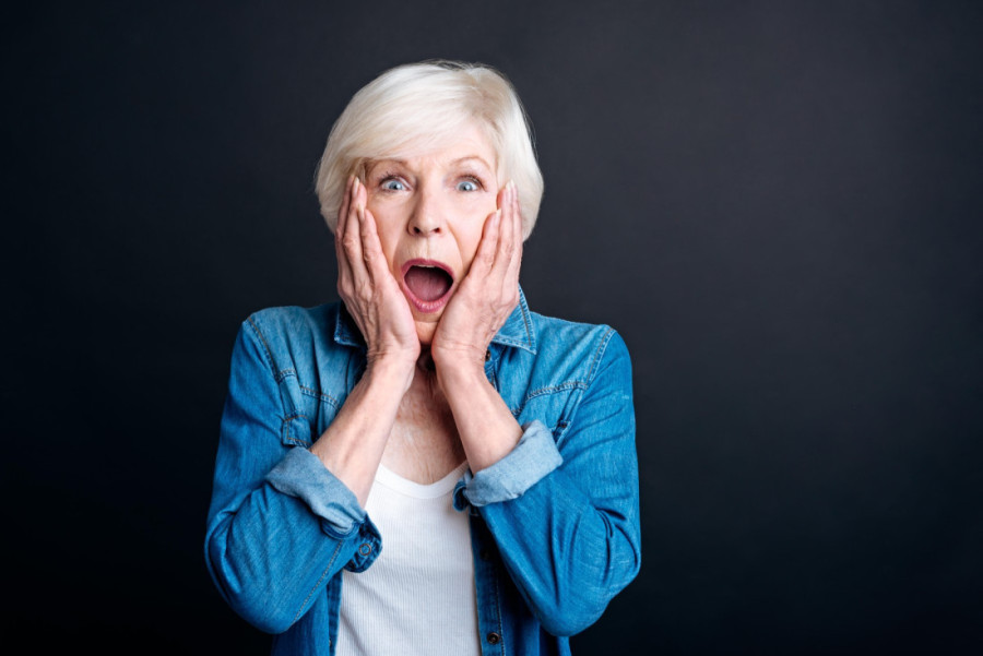 Penzionerka u gradskom prevozu zaboravila torbu: Kad su je otvorili, šokirali su se!