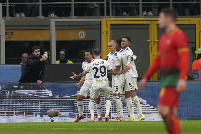 Lacio šokirao Milan na "San Siru" u nadoknadi: Gol sa penala i kako je Pavlović "pocrveneo" pogledajte u FULL HD (VIDEO)