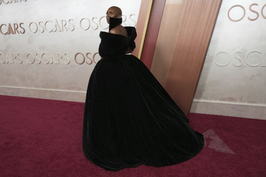 Sintija Erivo nikoga ne ostavlja ravnodušnim: Spektakularan dolazak na dodelu Oskara (FOTO)