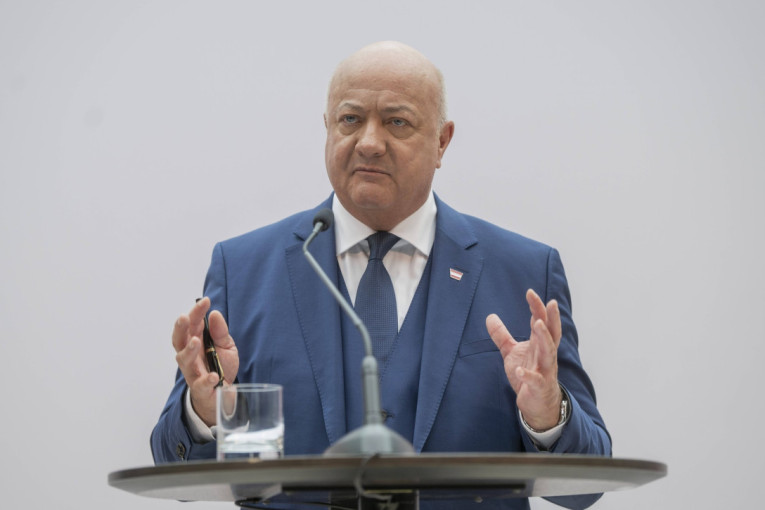 Austrija ima novog kancelara! Nehamerov naslednik položio zakletvu