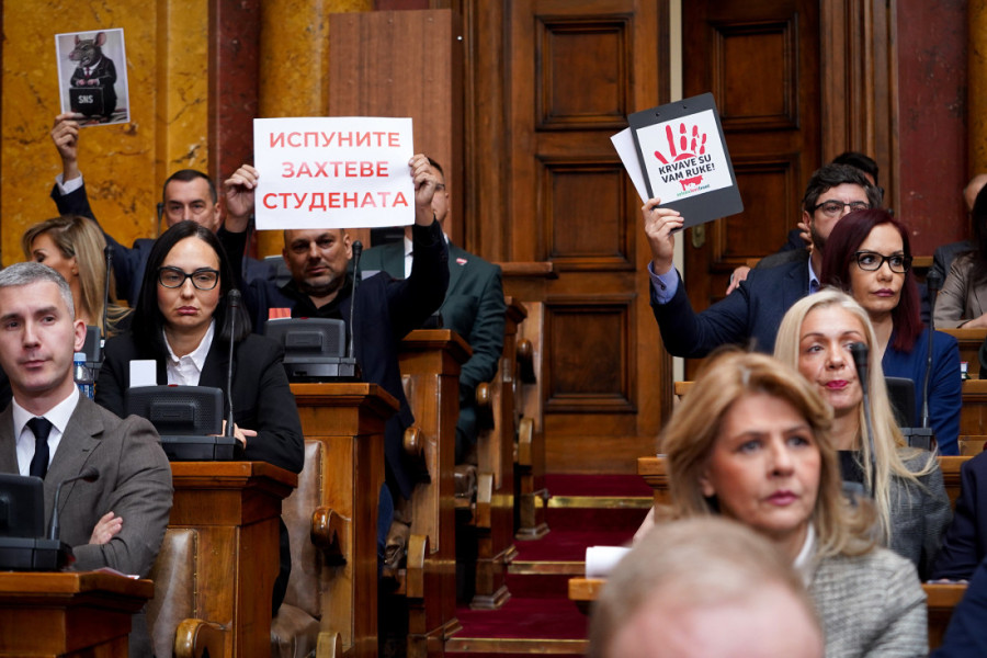 Bakarec: Blokade su protivustavne i protivzakonite - nastavnici uveli politiku u škole!