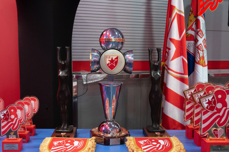 Danas nam je divan dan, Zvezda slavi rođendan! Crveno-beli gase 81 svećicu!