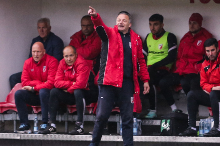 Šok terapija u Kruševcu! Trener smenjen pred meč odluke!