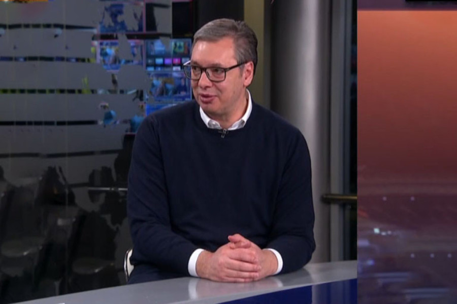 Vučić na Pinku o divljanju opozicije: Uneli su dimne bombe na prevaru, zahtevam krivičnu odgovornost!