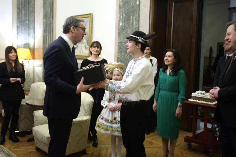 Predsednik Slovačke čestitao Vučiću rođendan: Istorijska blizina naših naroda!
