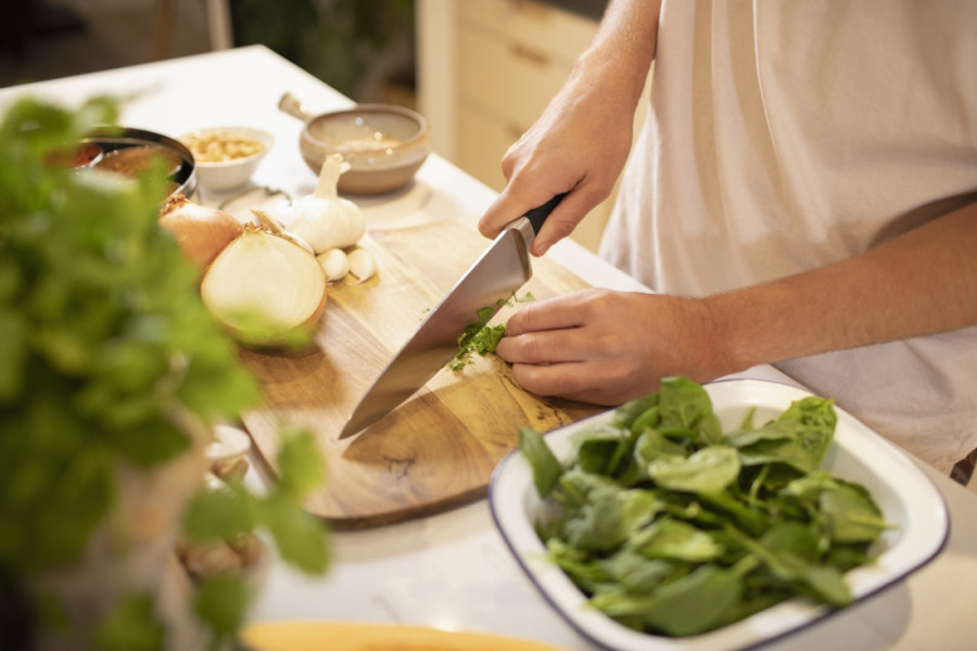 Recept dana: Superbrza pita sa spanaćem i sirom bez greške uspeva svima, a idealan je vikend-doručak
