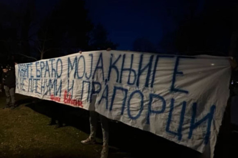 "Knjige braćo moja, knjige, a ne plenumi i praporci": Moćna poruka studenata koji žele da uče digla Srbiju na noge!