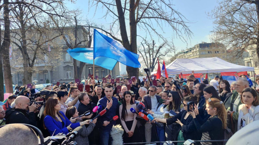 Studentima koji žele da studiraju stiže snažna podrška – Sve je više studenata iz Pionirskog parka! (FOTO/VIDEO)