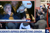 Sramotno! Na nasilnom protestu opozicije i čovek koji optužuje Srbiju za genocid i kome je Kosovo nezavisna država! (VIDEO)