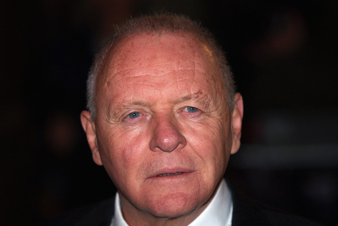 Alkoholizam, raspad braka i briljantna filmska karijera: Entoni Hopkins na društvenim mrežama najavio memoare (FOTO)