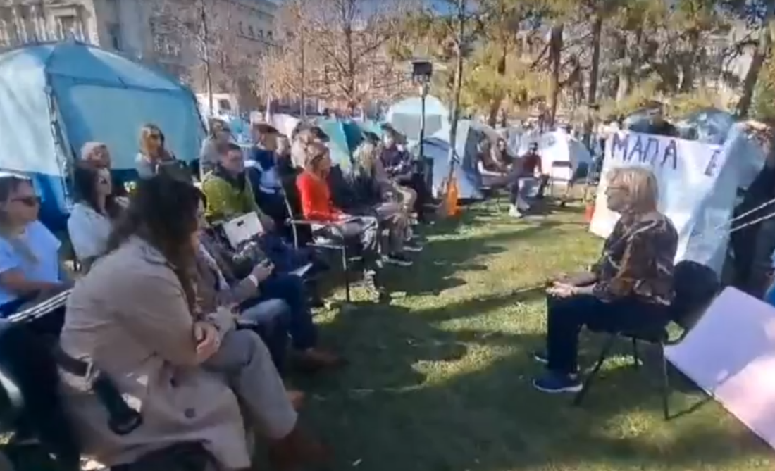 Katedra života: Svetski priznati profesori održali predavanje u Pionirskom parku (FOTO/VIDEO)