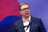 Krenuli su u ogoljeno nasilje - Vučić: Frustrirani su što 13 godina ne mogu ništa, a mnogo para imaju