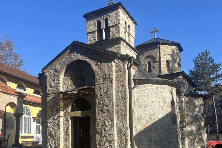 Ovo je jedan od najlepših manastira u Srbiji i velika svetinja: Čudotvorna ikona Majke Božije Brzopomoćnice nalazi se u Jovanju (FOTO)