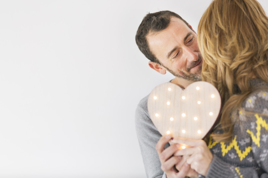 Romantičan zaljubljeni par