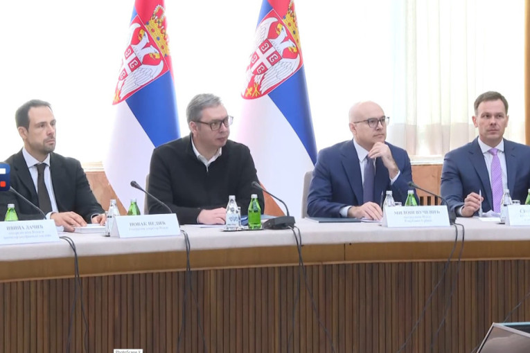 Počela sednica Vlade, prisustvuje predsednik Vučić (VIDEO/FOTO)