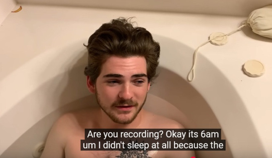 Jutjuber pustio da ga ujede crna udovica, pa snimio šta se dalje događalo (VIDEO)