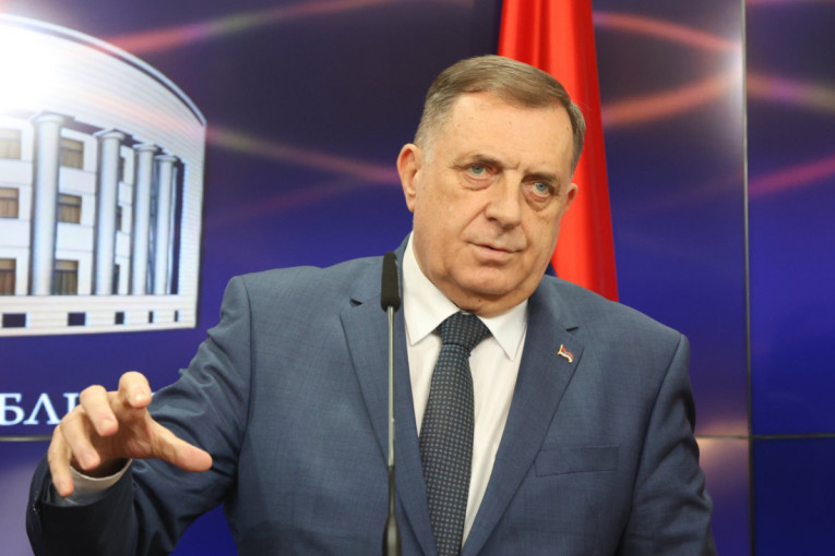 Rame uz rame: Dodik o sastanku sa Vučićem (FOTO)