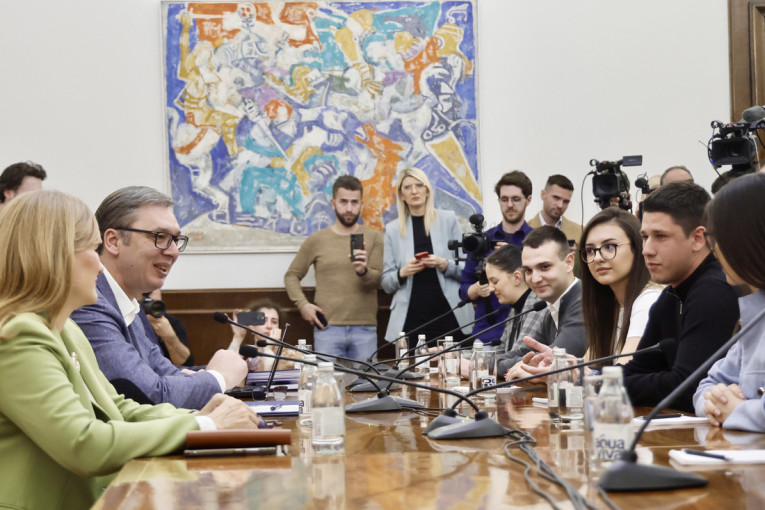 Studenti će za 24 sata odgovoriti da li 15. marta idu iz Pionirskog parka