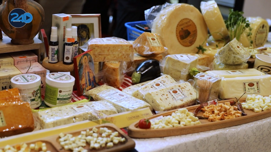 Izgleda isto, ali uopšte nije to: Kako da u Srbiji prepoznate "lažni sir"