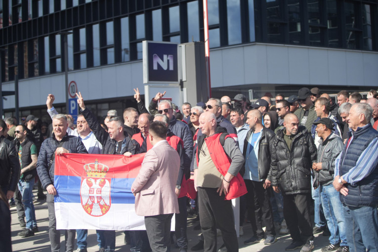 Pokret socijalista Aleksandra Vulina povodom blokade N1: Ponovo ćemo doći da vas pitamo zašto širite mržnju