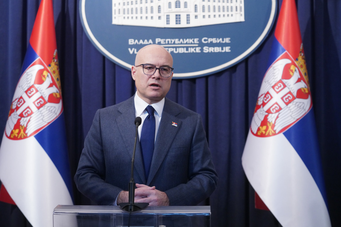 Vučević: Po pitanju nacionalnih predmeta za osnovce država mora da ima punu kontrolu