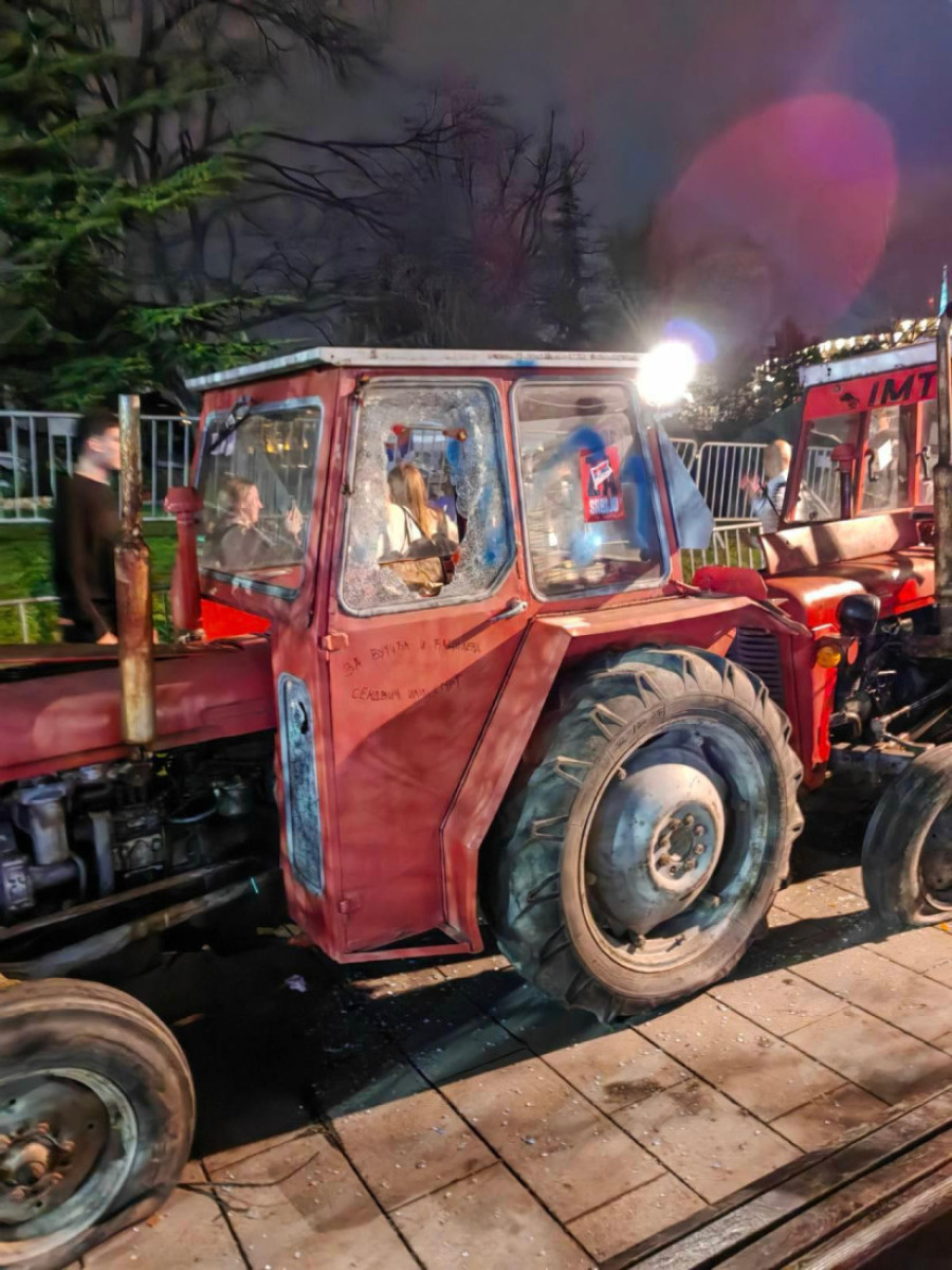 Uhapšen ekstremista koji je palio traktor kod Pionirskog parka!