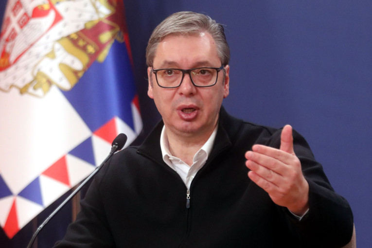 Predsednik Vučić stigao u Brisel! Slede sastanci sa Martom Kos i Markom Ruteom